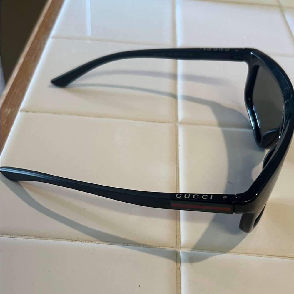 Gucci Black Sunglasses for women
